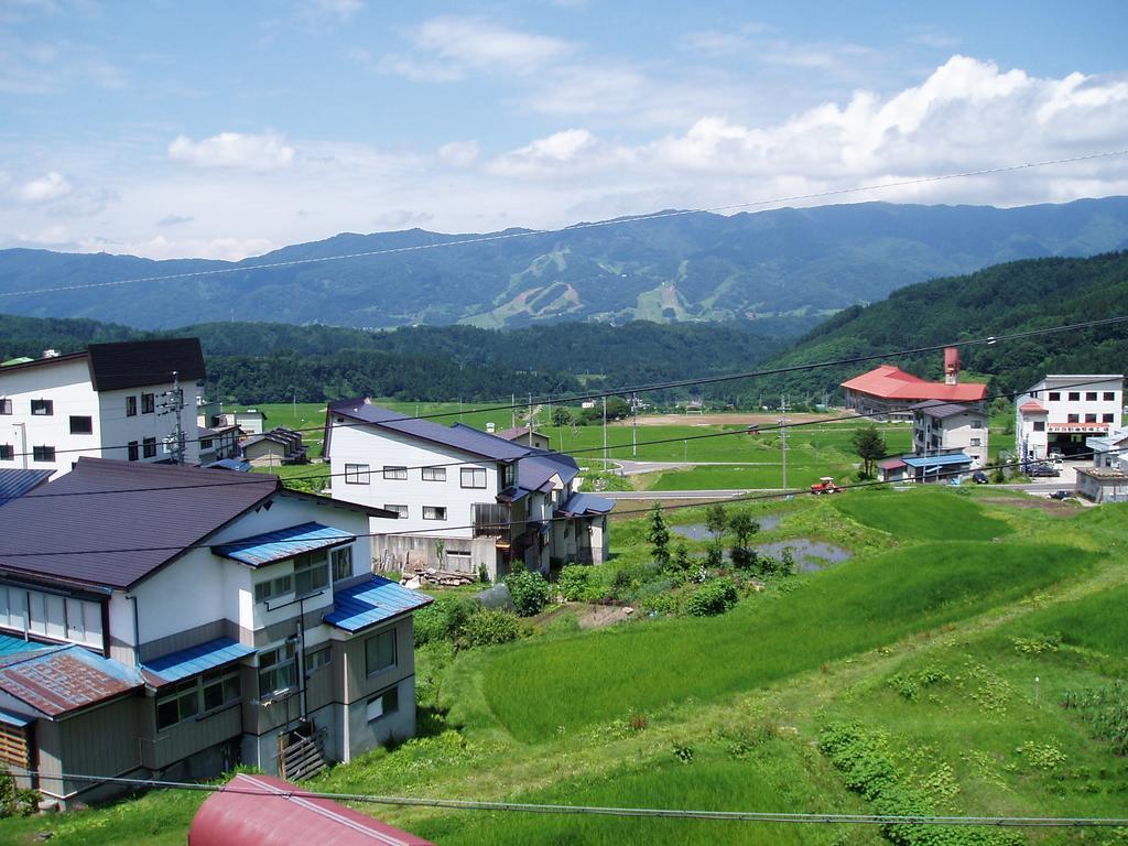 Hotel Shinazawa à Nozawaonsen Extérieur photo